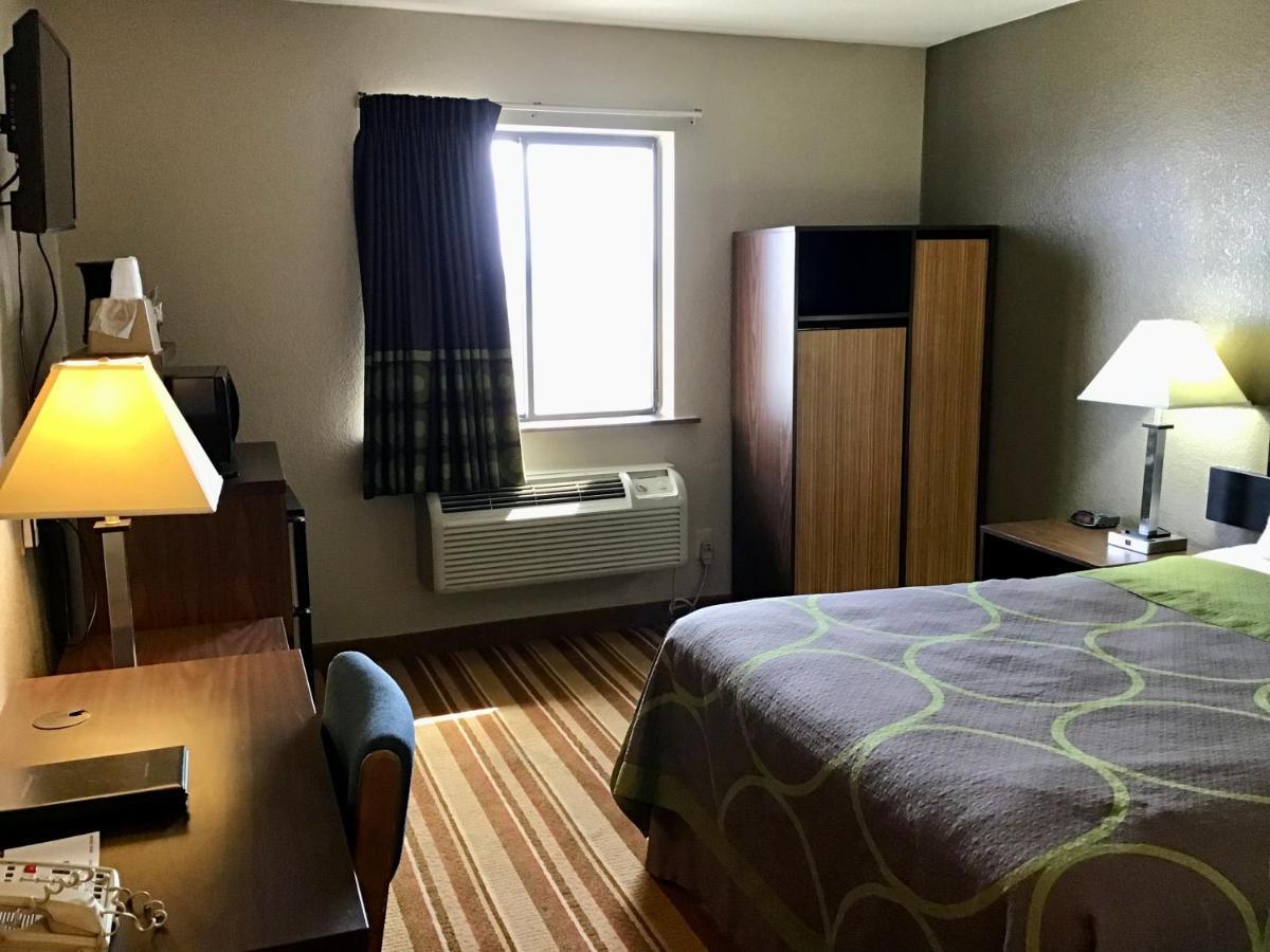 Super 8 By Wyndham Helena Motel Kültér fotó