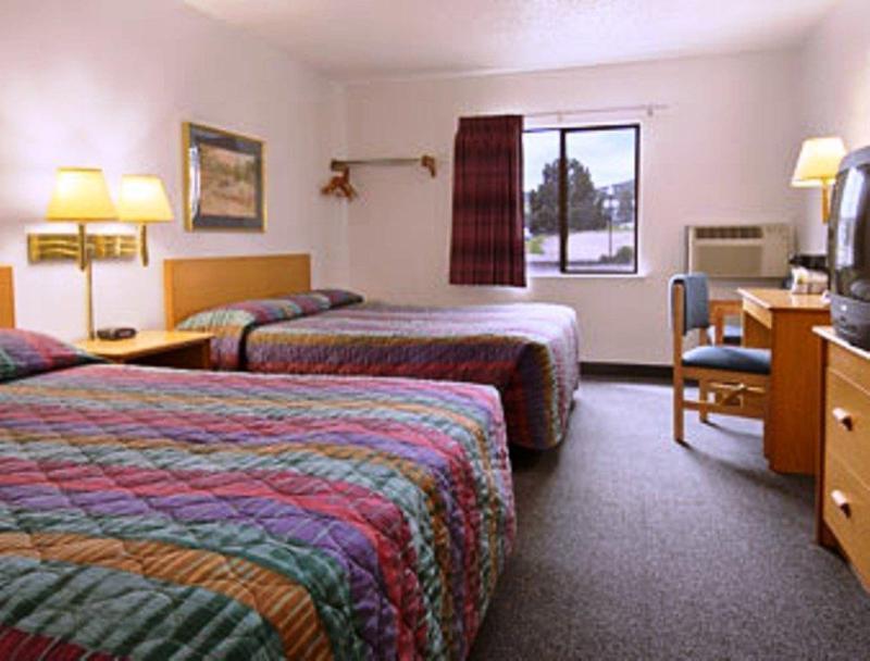 Super 8 By Wyndham Helena Motel Kültér fotó