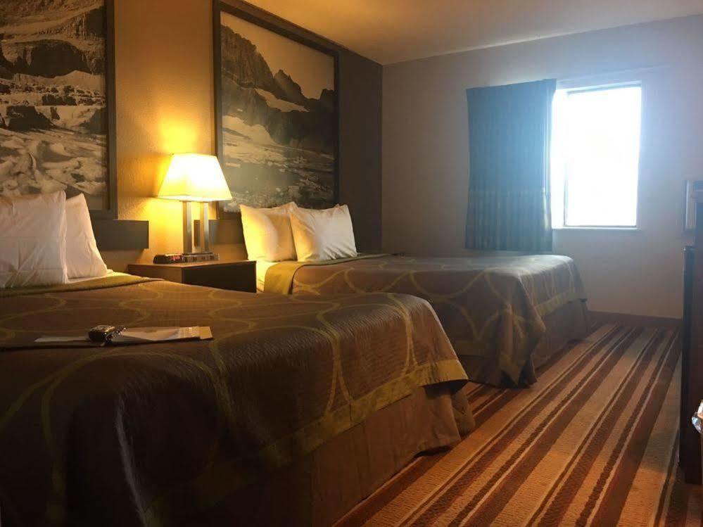 Super 8 By Wyndham Helena Motel Kültér fotó